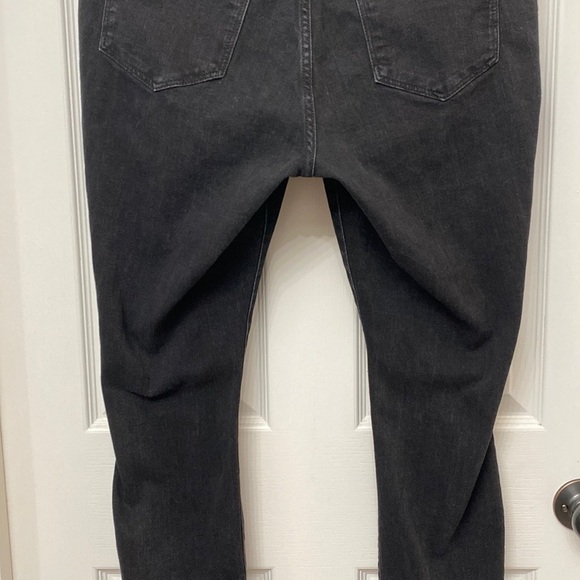 𝅺Old Navy Women’s Pop Icon Skinny Mid Rise Black Jeans Size 16 - Picture 8 of 11